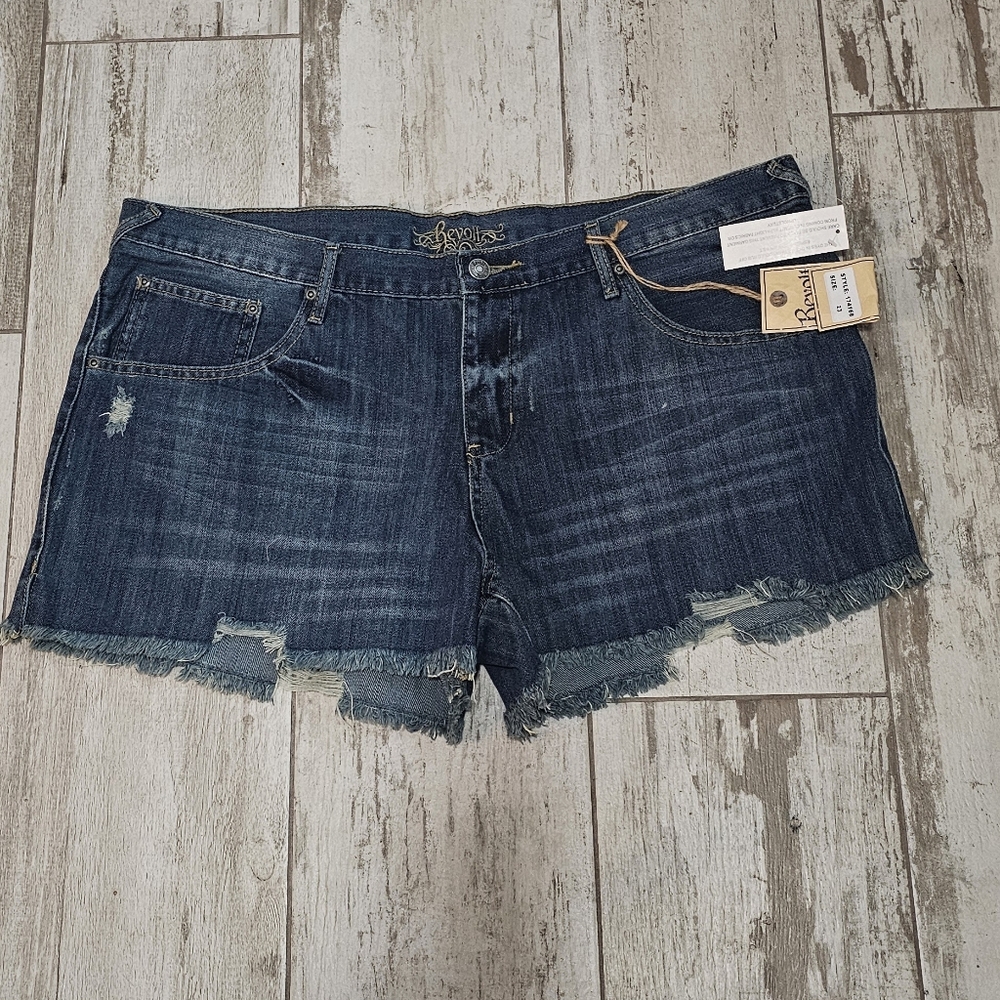 Revolt Dark Blue Jean Shorts NWT Juniors Sizing 23